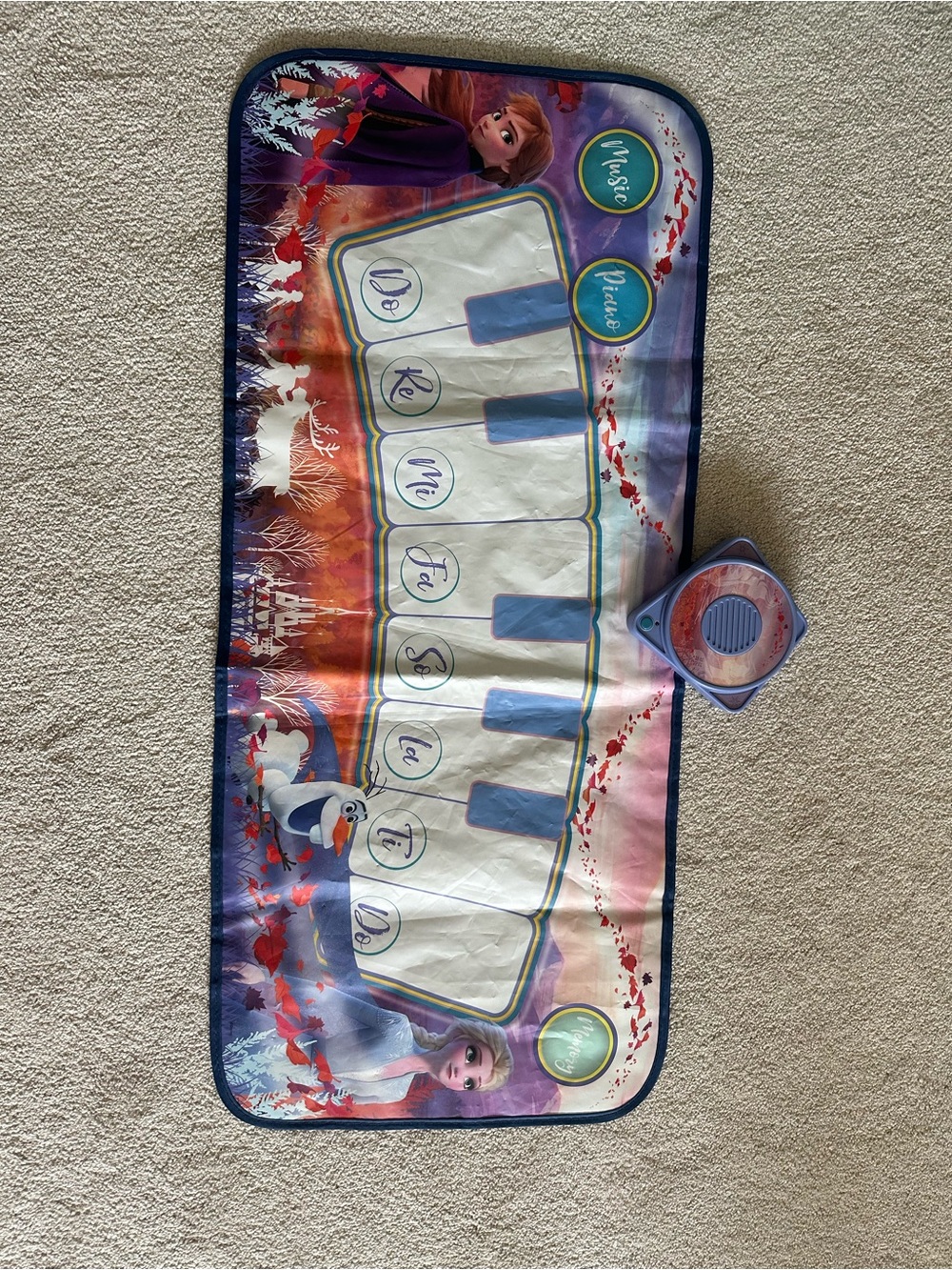 Frozen 2 music mat piano